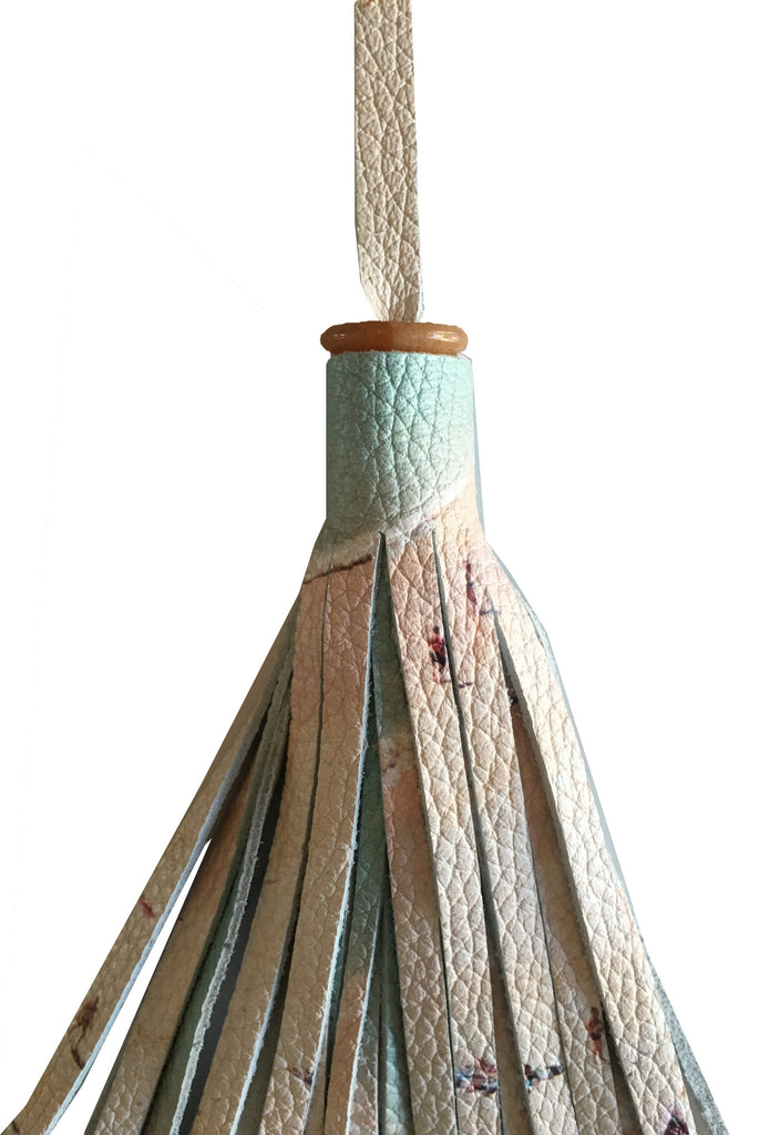 The Light Beach Tassel